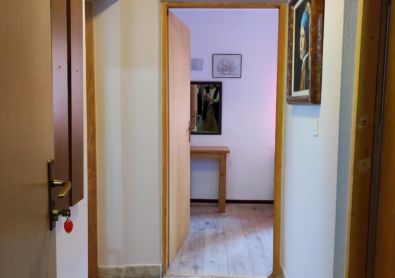 House Katja Hotel Jezerce Room photo